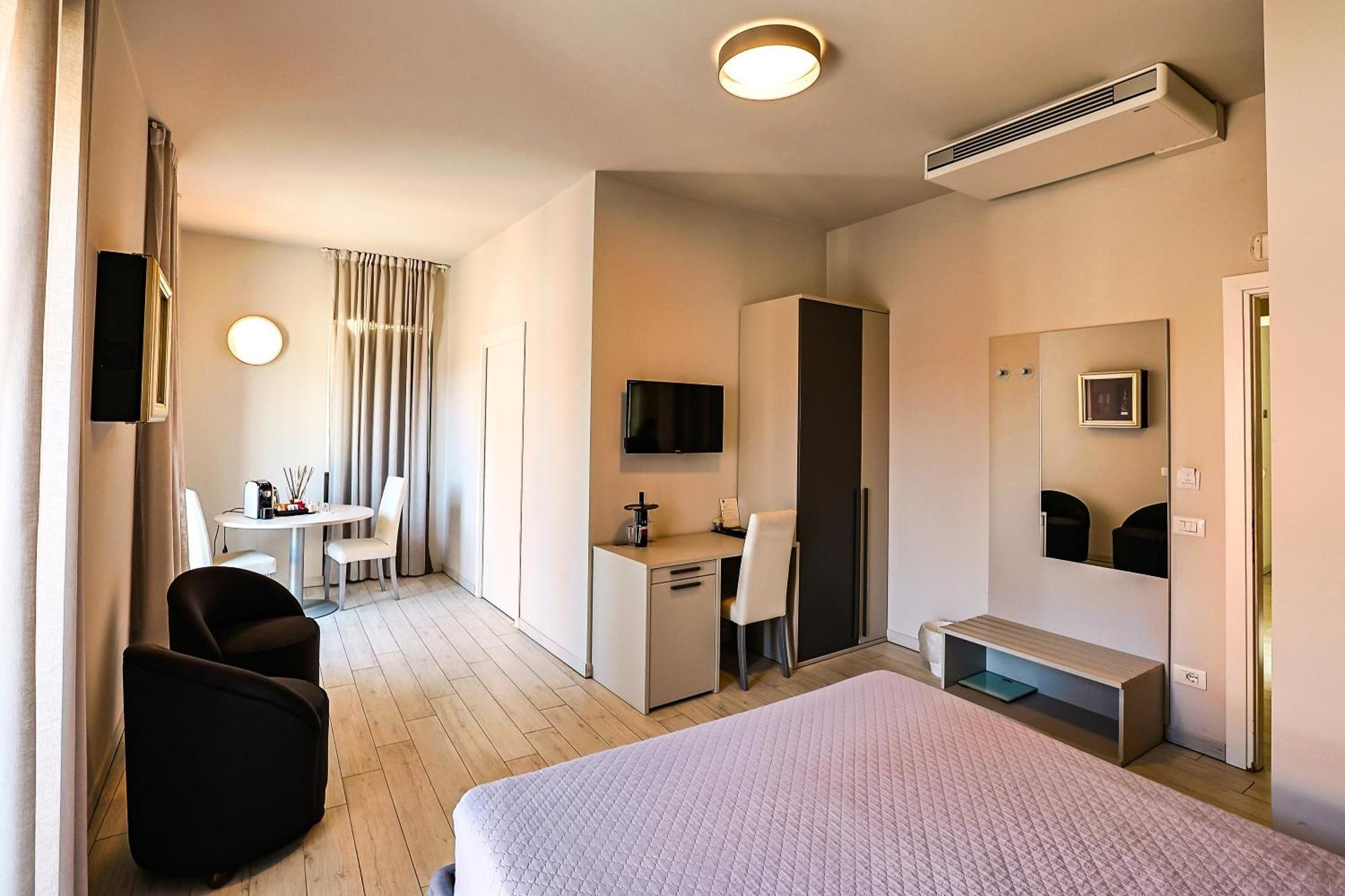 Le Suite Polistena Dış mekan fotoğraf